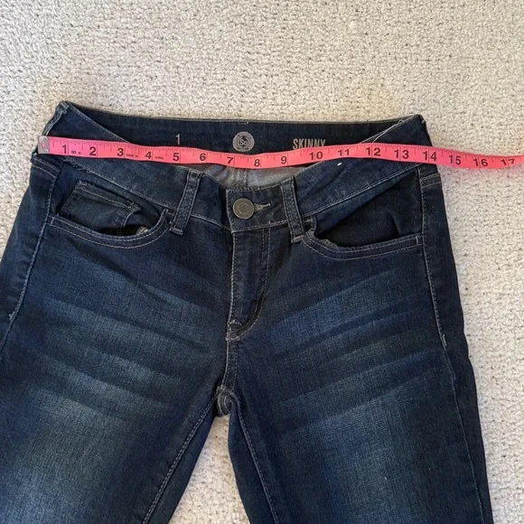 Juniors' SO® High-Rise Women's Dark Blue Skinny Jeans - Picture 5 of 9